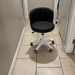 Vanity / Small Desk Stool