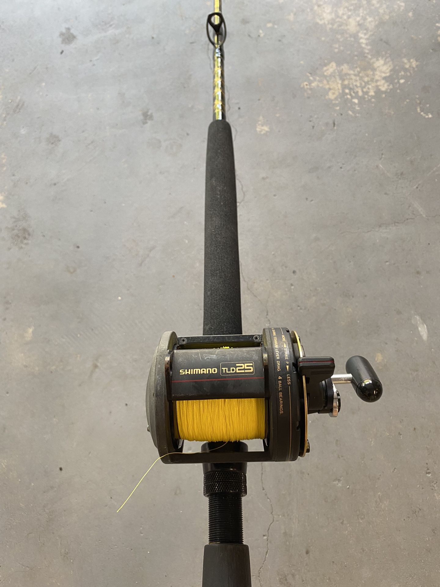 Shimano Offshore Trolling Rod/reel Combo