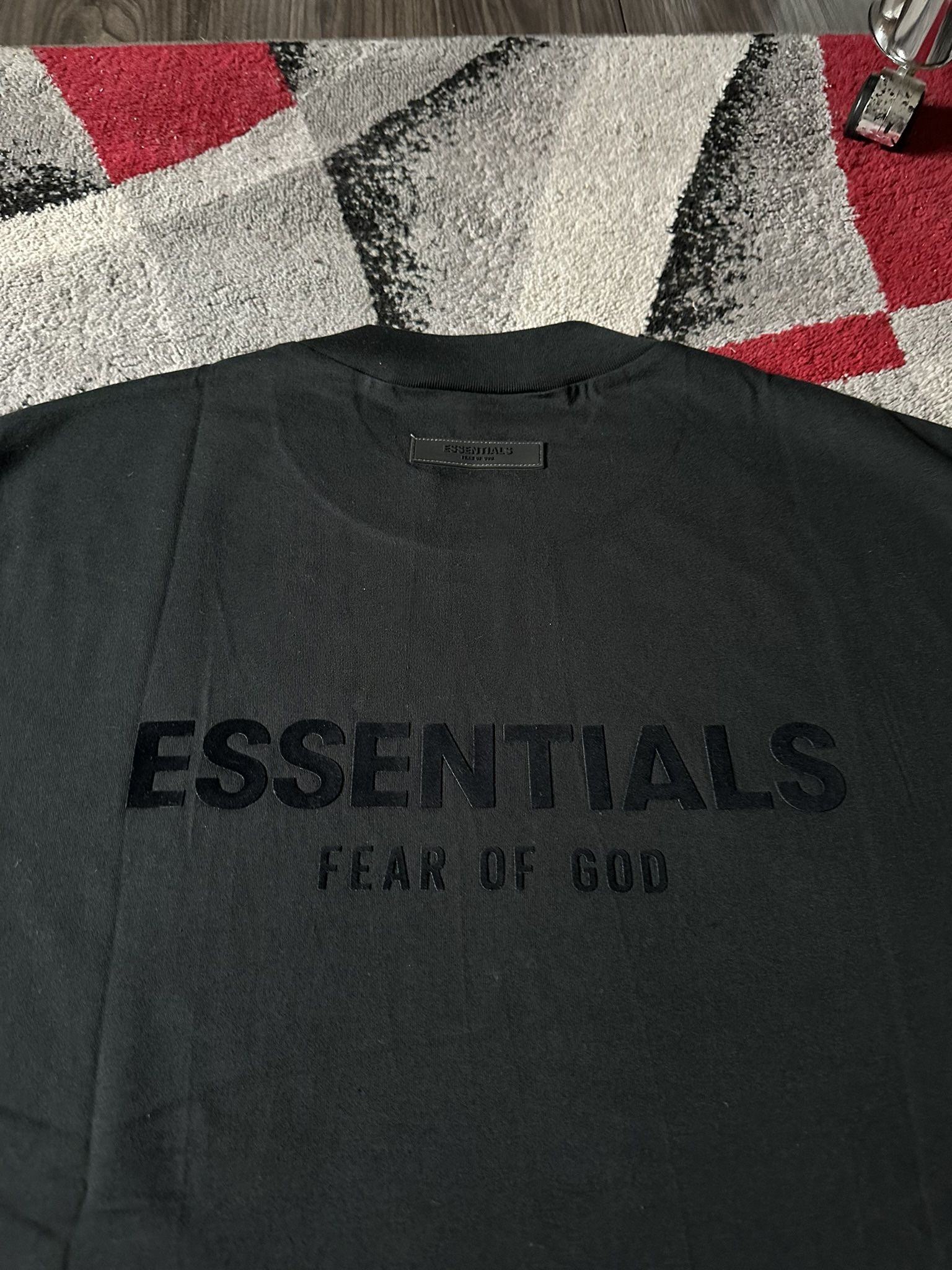 Essentials Fear of God Stretch Limo Size Medium shirt 