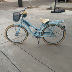 Huffy Nel Lusso Cruiser Bike 