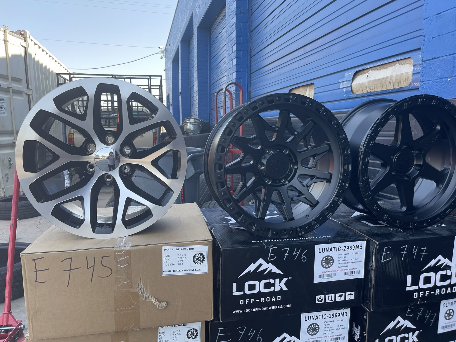 RIMS IN STOCK TODAY••••FINANCE AVAILABLE ••••$0 DOWN 120 DAYS TO PAY OFF •••NO INTEREST •••••4931 WW INDIAN BEST DEALS IN THE AREA! NEED TIRES?? WE