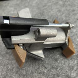 Brand New  URO Parts Timing Chain Tensioner. A21