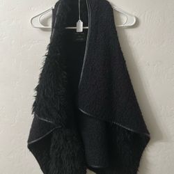 Women’s Love Tree Vest Size Small