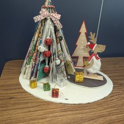 Classic Christmas Themed Christmas Tree