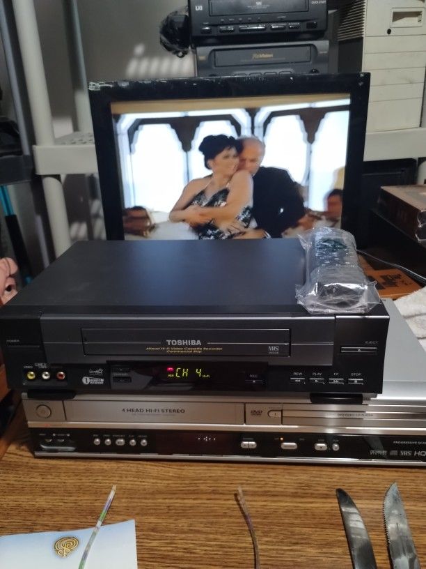 4 Head Ho-Fi Video Cassette Recorder