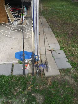 Cañas De Pecar Y Complementos. 