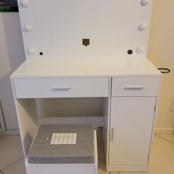 White Vanity Desk