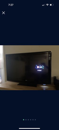 LG 47” Non-smart Flat Panel LCD TV