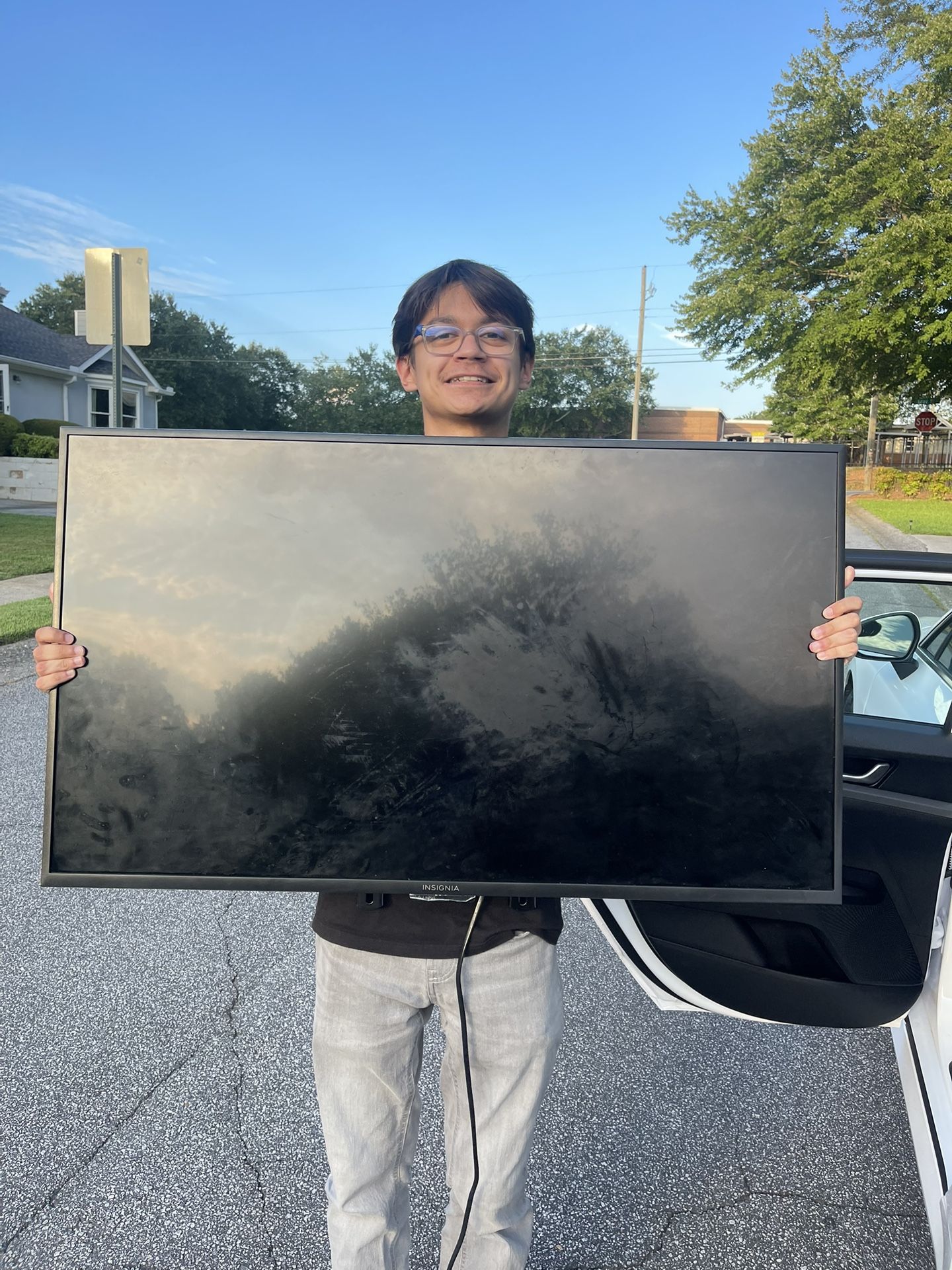64 inch insignia 4K Smart Tv