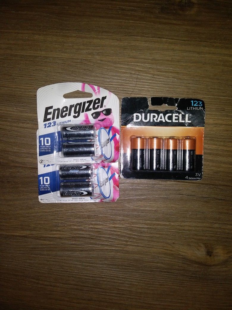 123 Energizer And Duracell