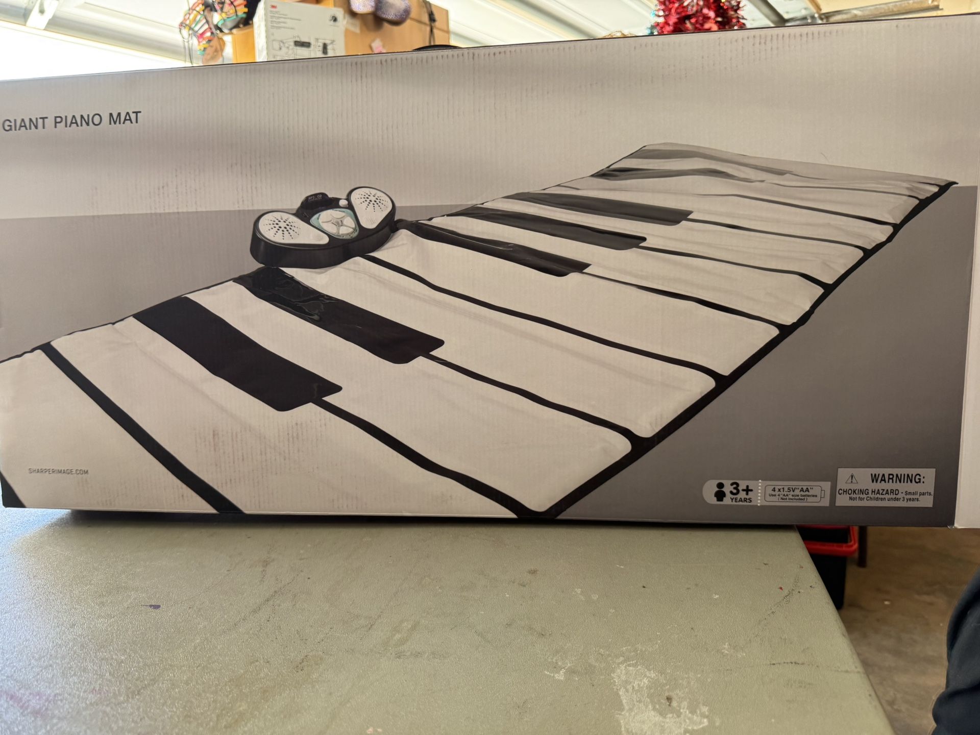 CUTE GIANT PIANO MAT HERMOSO PIANO