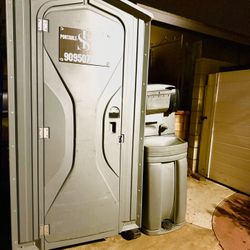 Portable Restrooms 