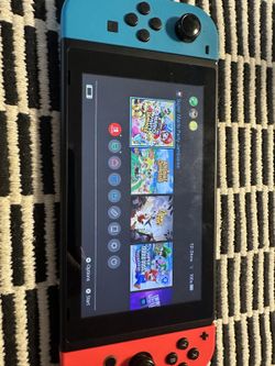 Nintendo Switch V2 Bundle - 5 Games & Extra Controllers