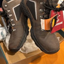 Mens Size 9 Boots Wolverine Vibran Soles Nice And Warm