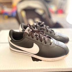 Nike Cortez