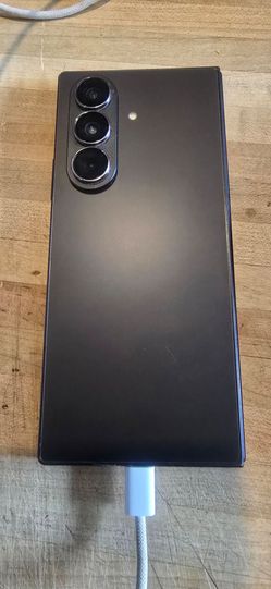 Samsung Galaxy fold 7  ( Water Damaged)