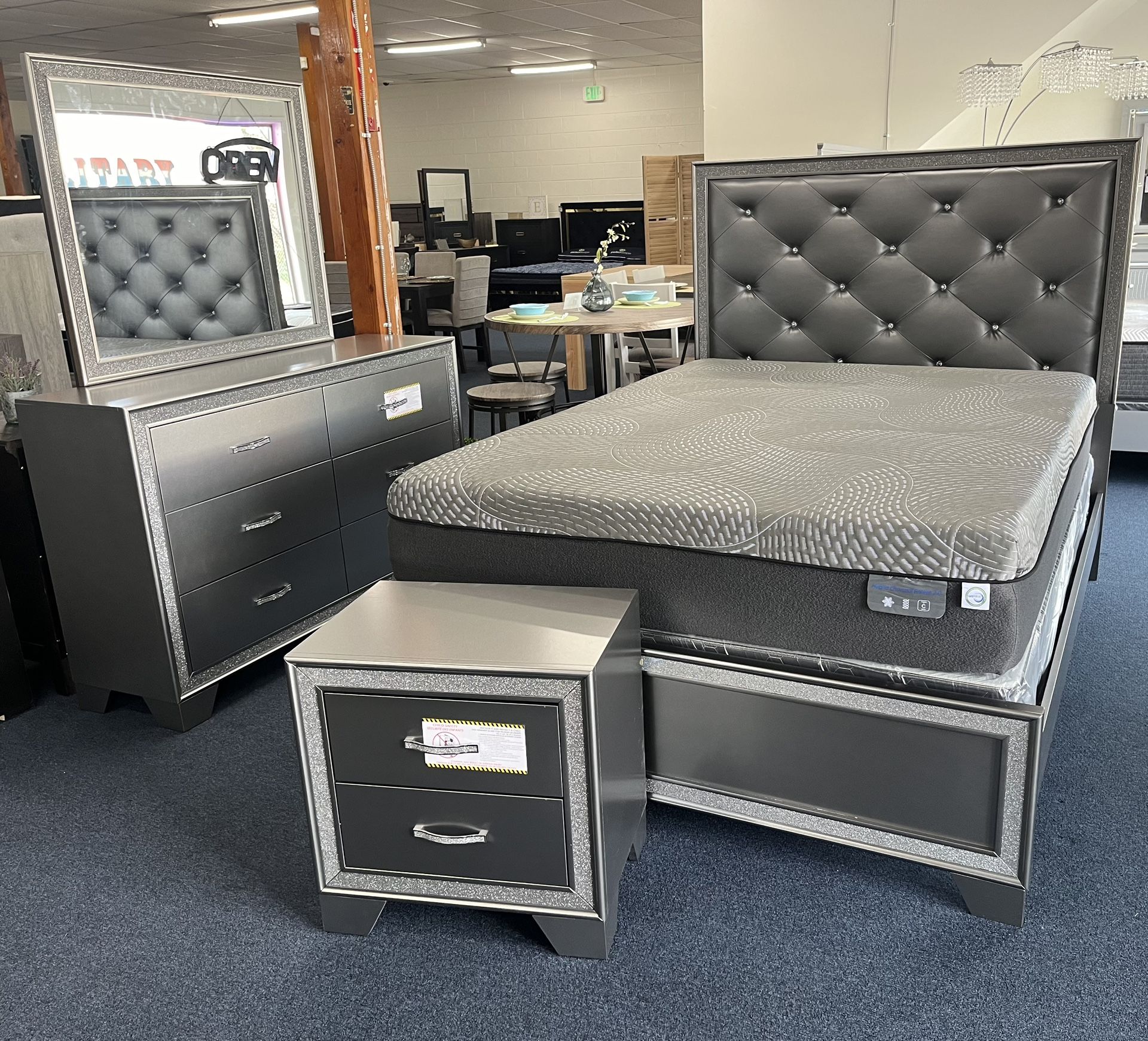 Charcoal Grey Queen 4pc Bedroom Set