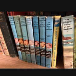 Vintage Hardy Boys Books