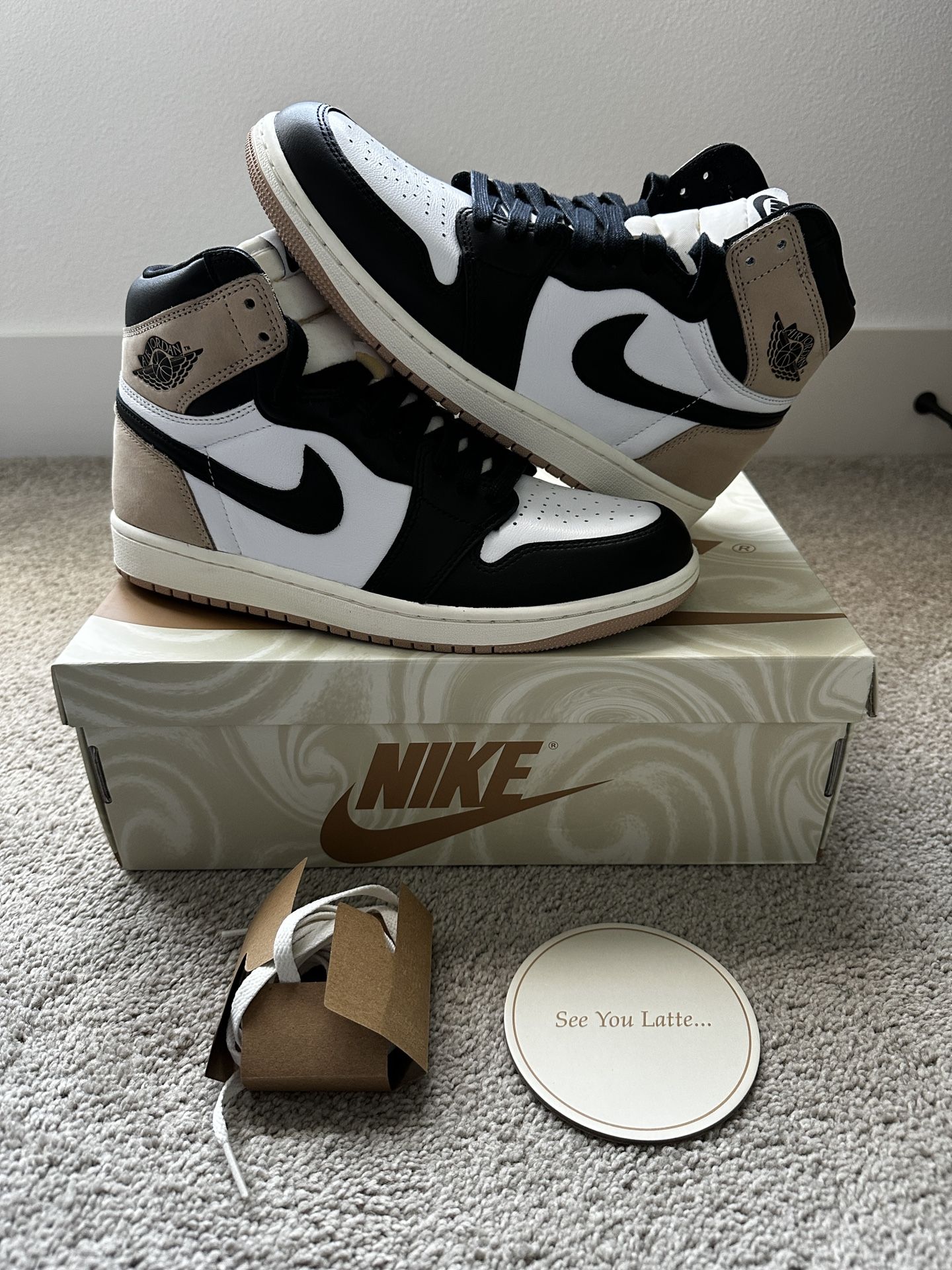 Jordan 1 High Latte W 10.5 / M 9