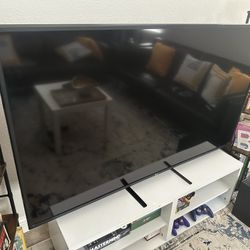 LG 4K 60” Smart TV w/ HDR