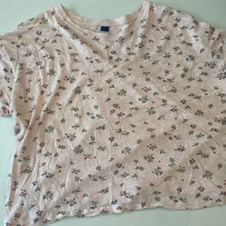 Floral Cropped Tee Size Large