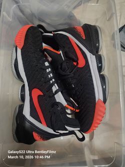 Nike lebrons size 11