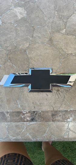 Chevy bow tie