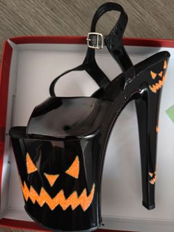 Pleaser shoes (size 8)