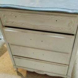 Free Drawer No Handles
