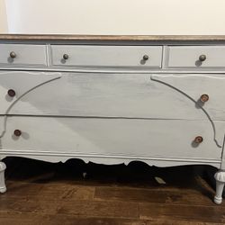 Vintage Dresser w/mirror & Twin Bed frame 