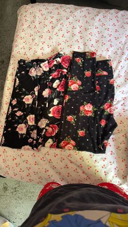 Black Floral Print Leggings Bundle
