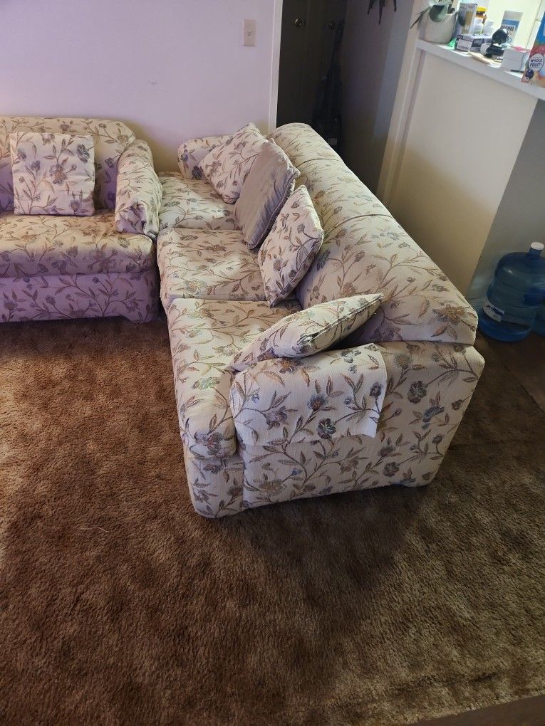 Sofa Bed.      For  Free 