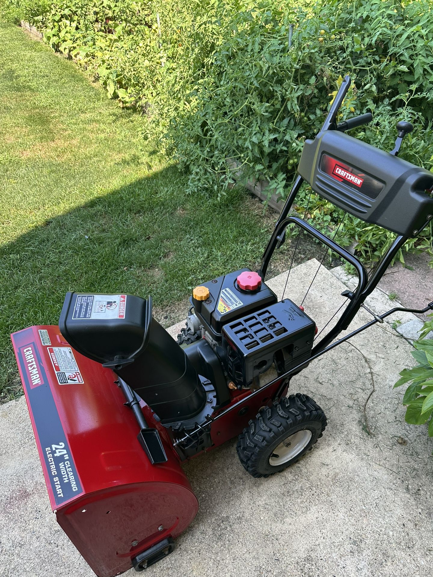 Craftsman Snow Blower 24” for Sale in Roselle, IL - OfferUp
