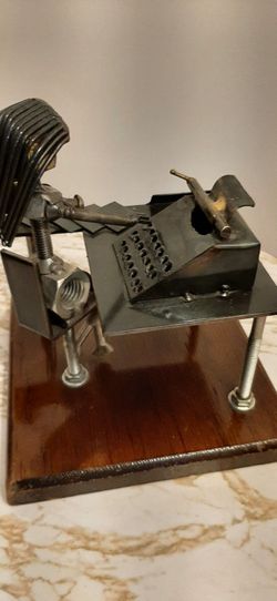 Nut & Bolt figure “Office Worker”