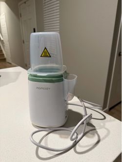 Momcozy bottle warmer
