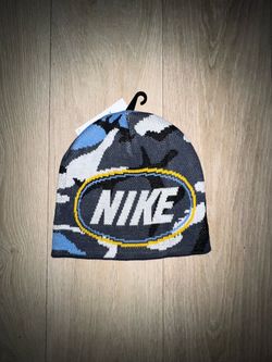 Supreme Nike Oval Beanie “Blue Camo”