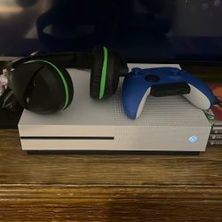 Xbox One S With Controller/Gaming Headset/Games