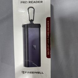 Freewell USD 3.2 10GBps Pro Reader Versatile CF Express A,CF Express B, SD, and Micro SD Card Reader & Holder for Photography and Videography Professi