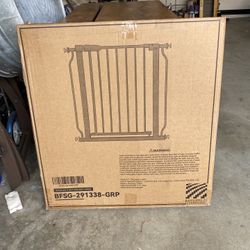 Baby Or Pet Safety Gate - New In Box (Graphite)