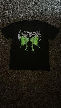 Graphic tee