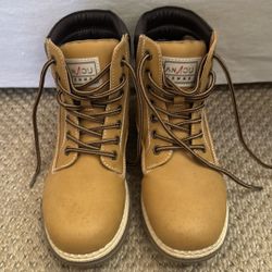 ANJOUFEMME Combat Work Hiking Boots for women.