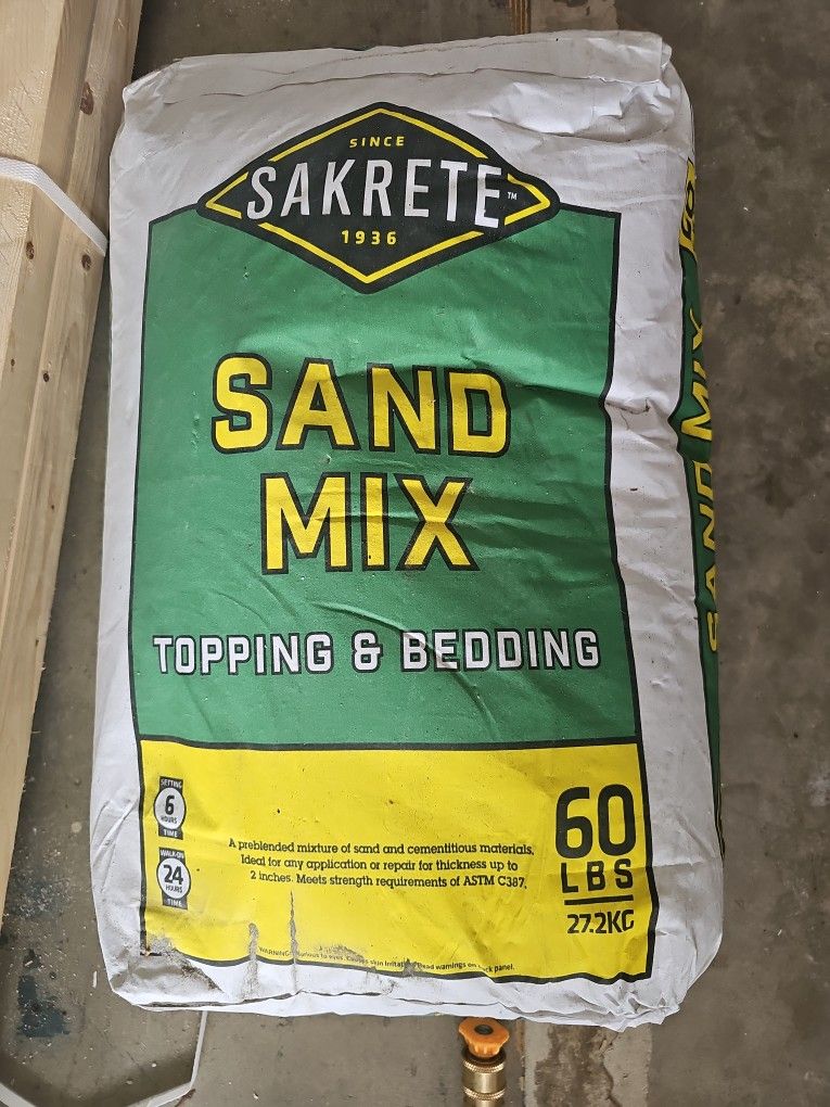 Sakrete 60 Lb Sand Mix Topping And Bedding