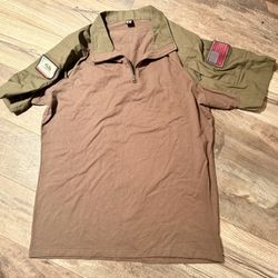 Sirkon tactical combat shirt with a tan torso and desert digital camo ripstop sleeves