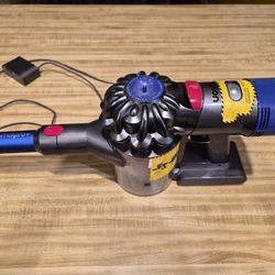 Dyson v7 Animalpro+