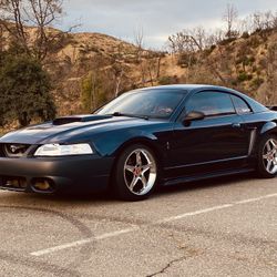 2002 Ford Mustang