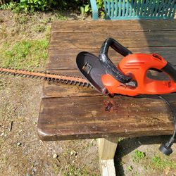Black & Decker  electric  plug in  Hedge trimmer.
