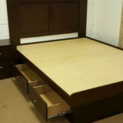 Storage Platform with 4 Drawers