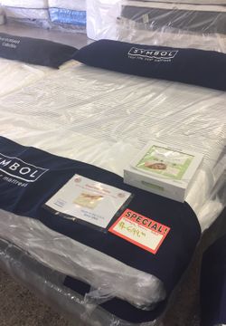 Queen memory foam set $699