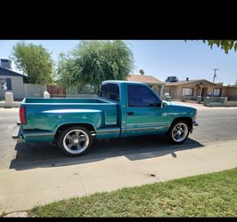 ME LA ROBARON THEY STOLE IT