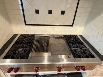 Wolf gas cooktop